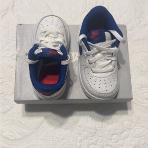 Nike Kids White and Blue Sneakers